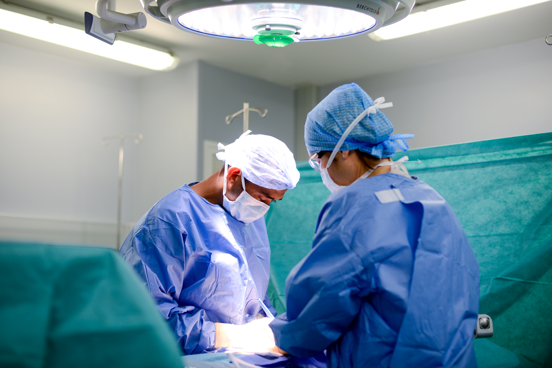 chirurgiens-rhinoplastie-en-tunisie